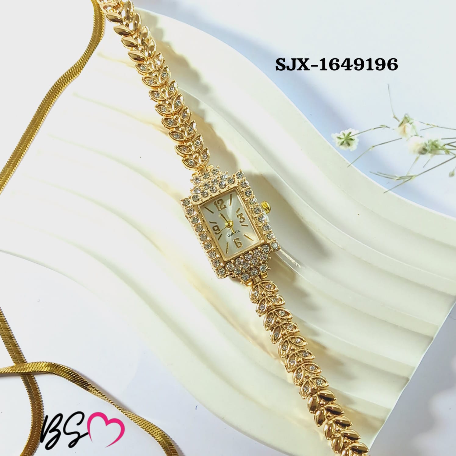 The Signature Leaf-Link Rhinestone Vintage Watch – Range Studio Secondary image