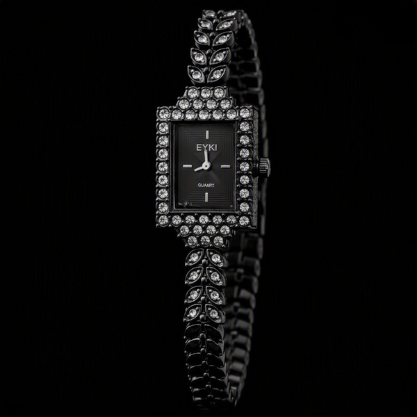 Studio catalog view of the Onyx Midnight variant Range Studio leaf-link watch set against a clean black background.